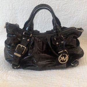 MK SNAKESKIN BAG WITH MULTIPLE POCKETS